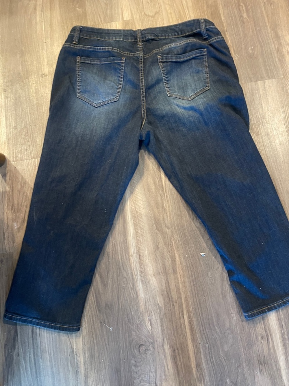 Lane Bryant Indigo Blue Straight Leg Capri Jeans - Picture 3 of 3